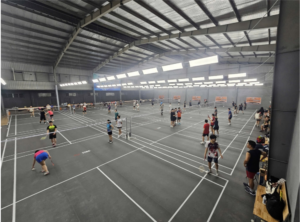 Hình ảnh thực tế TTBC Center với nhiều sân cầu lông trong nhà